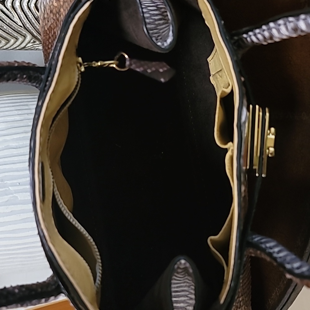 ♥️♥️♥️♥️♥️♥️💯 D'carlo GENUINE PHYTON STUNNING BAG BY D'Carlo 💯 HANDMADE !!! - Picture 8 of 12
